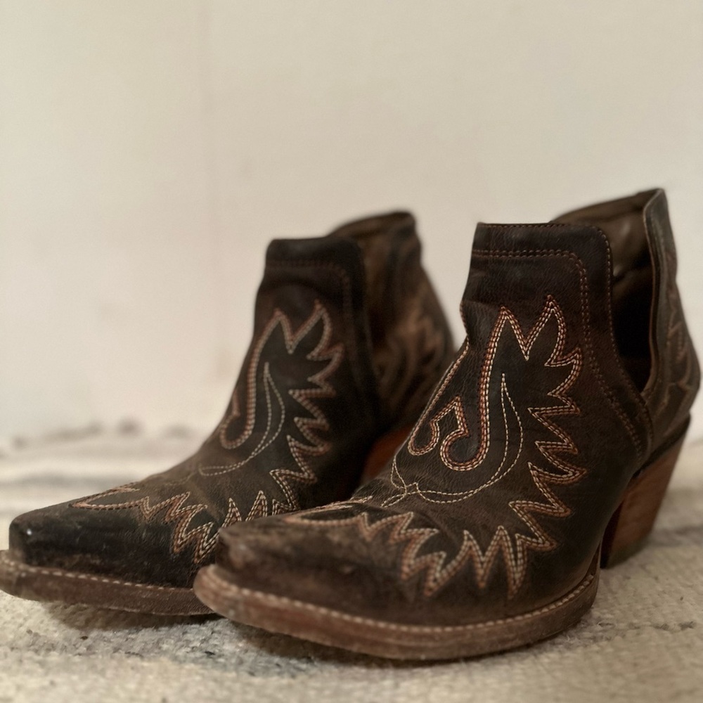 Ariat Brown Dixon Western Boots